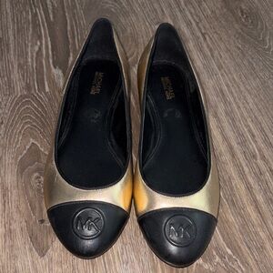 MICHAEL MICHAEL KORS
Dylyn Metallic Gold Leather Ballet Flat